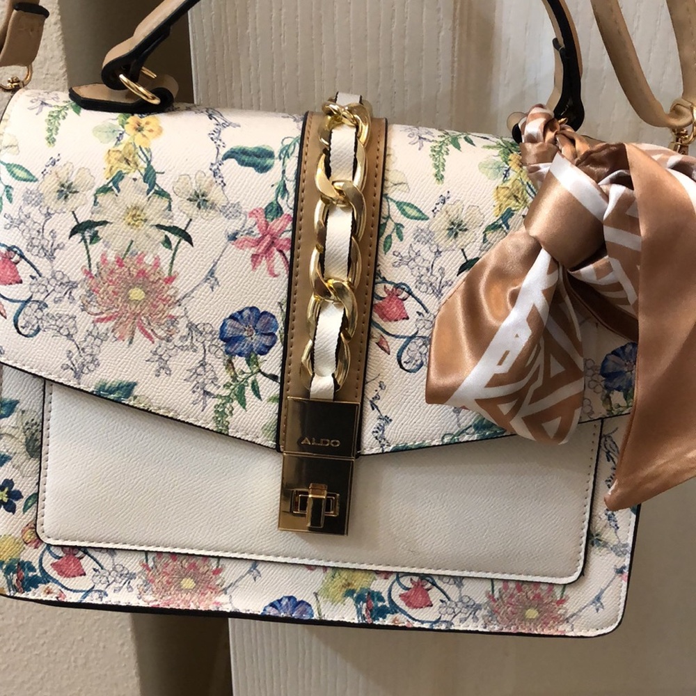 Bag - Picture 2 of 2